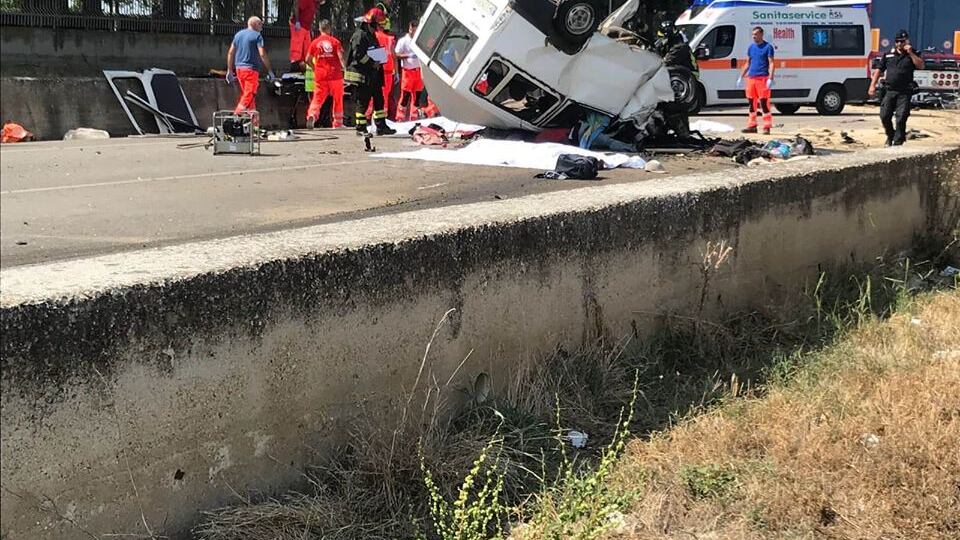 Incidente braccianti nel foggiano: tre gli indagati