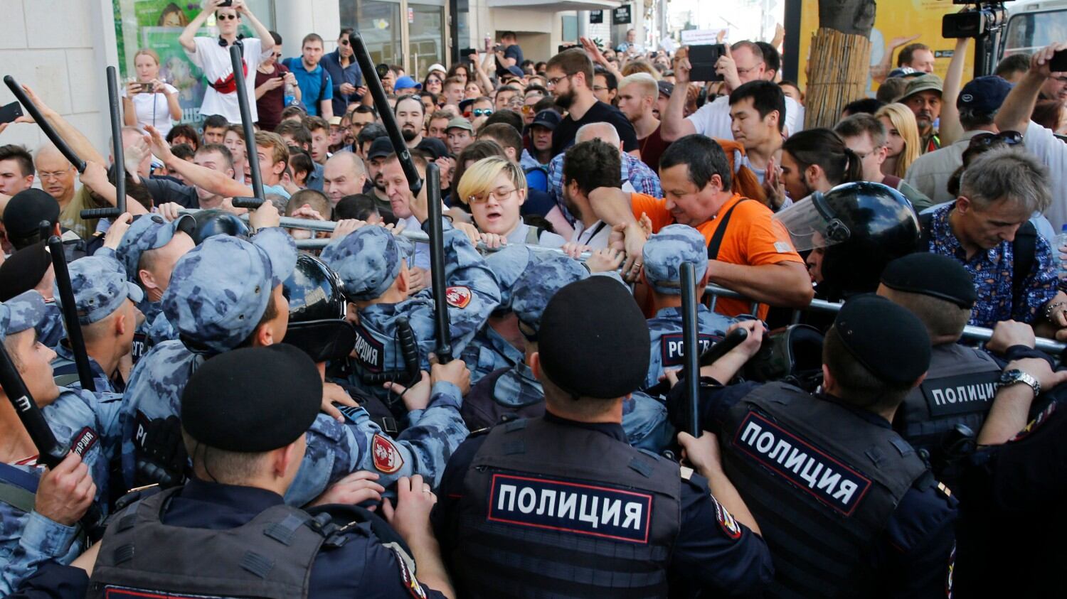 Mosca, 638 arresti durante manifestazione anti-Putin