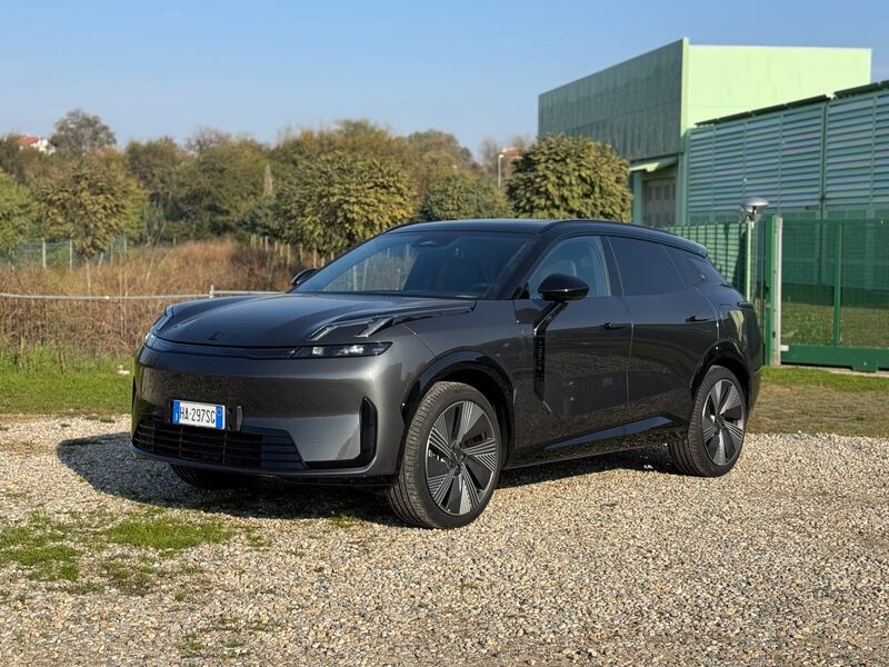 Lynk & Co 08: la gallery del nuovo suv ibrido plug-in 2