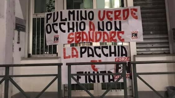 Forza Nuova contro evento pro migranti: “Occhio a non sbandare”