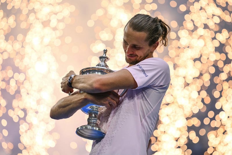 Us Open, Zverev è campione ma… non se ne accorge. Shelton sconfitto in 4 set, cosa è successo