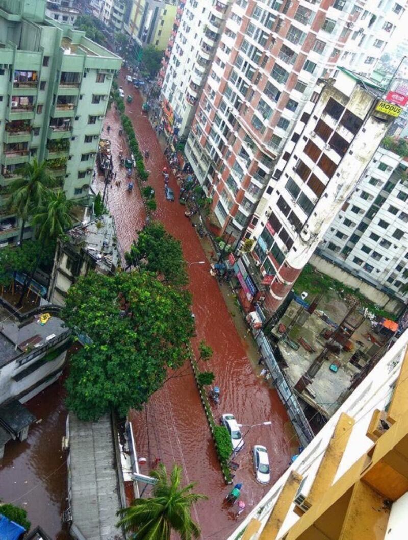 Dhaka, strade inondate di sangue 4
