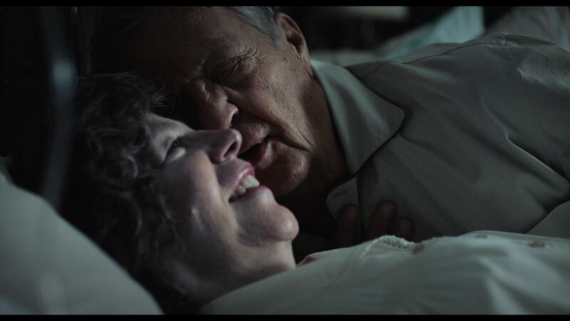 Pozzetto e Sandrelli in "Lei mi parla ancora"