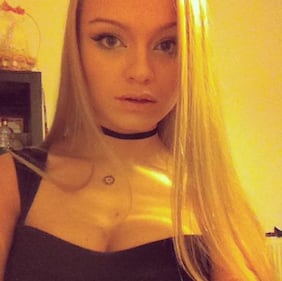 La figlia di Eva Henger. Sexy naufraga sull'Isola 3