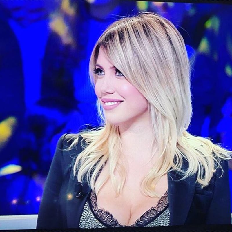 Wanda Nara sempre caliente su Instagram: ecco alcuni scatti della moglie di Icardi 11