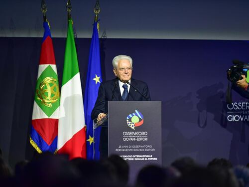 Mattarella a fianco dell'Osservatorio per dichiarare guerra alle fake news