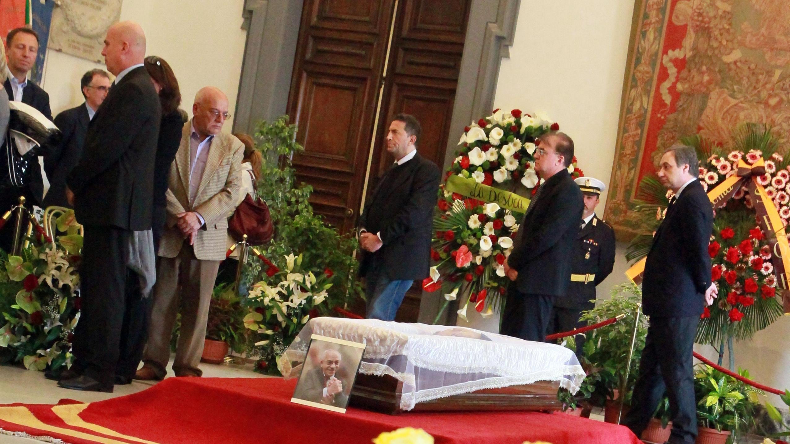 Aperta la camera ardente per Teodoro Buontempo