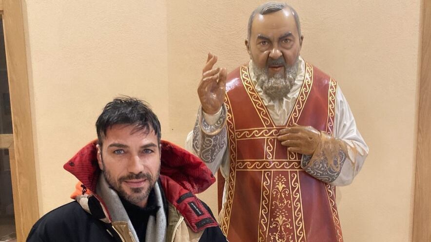 "Da Padre Pio, un giorno in più per vivere". La svolta spirituale di Costantino Vitagliano