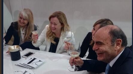 I due leader si evitano Le vere consultazioni? Nella cantina di Vespa