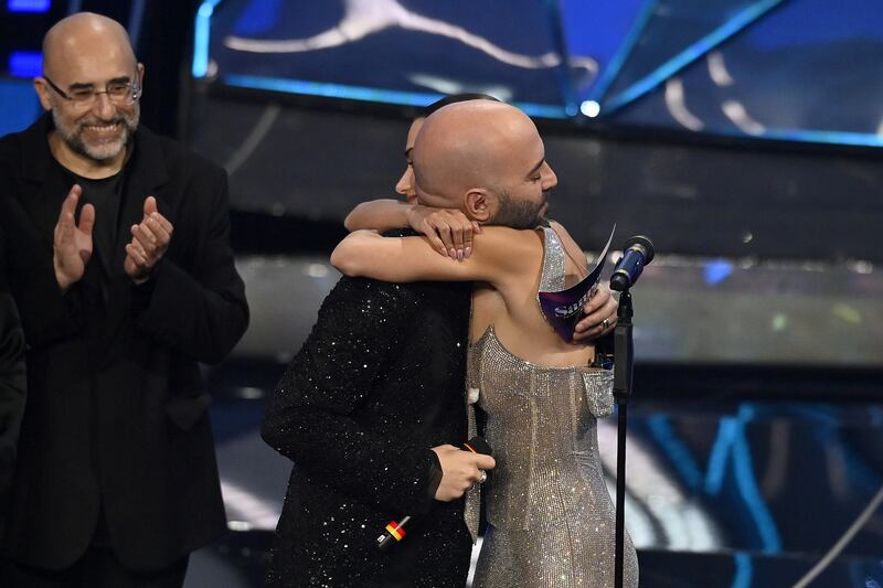 Sanremo 2024: ecco il look della seconda serata del Festival dei Negramaro 3