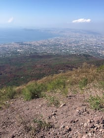Vivere sulle pendici del Vesuvio tra fatalismo e rischio eruzione 2