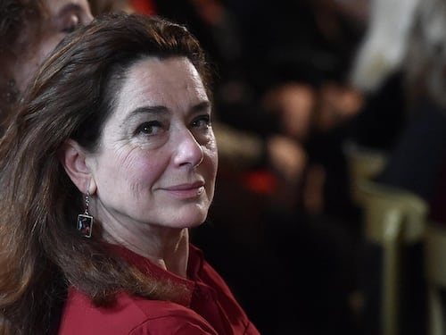 Monica Guerritore si unisce al coro vip anti-Meloni: "Incapace e irresponsabile"