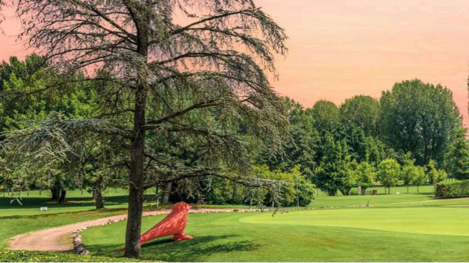 Buche regolamentari, Academy e non solo: il golf club a 10 minuti dal Duomo di Milano