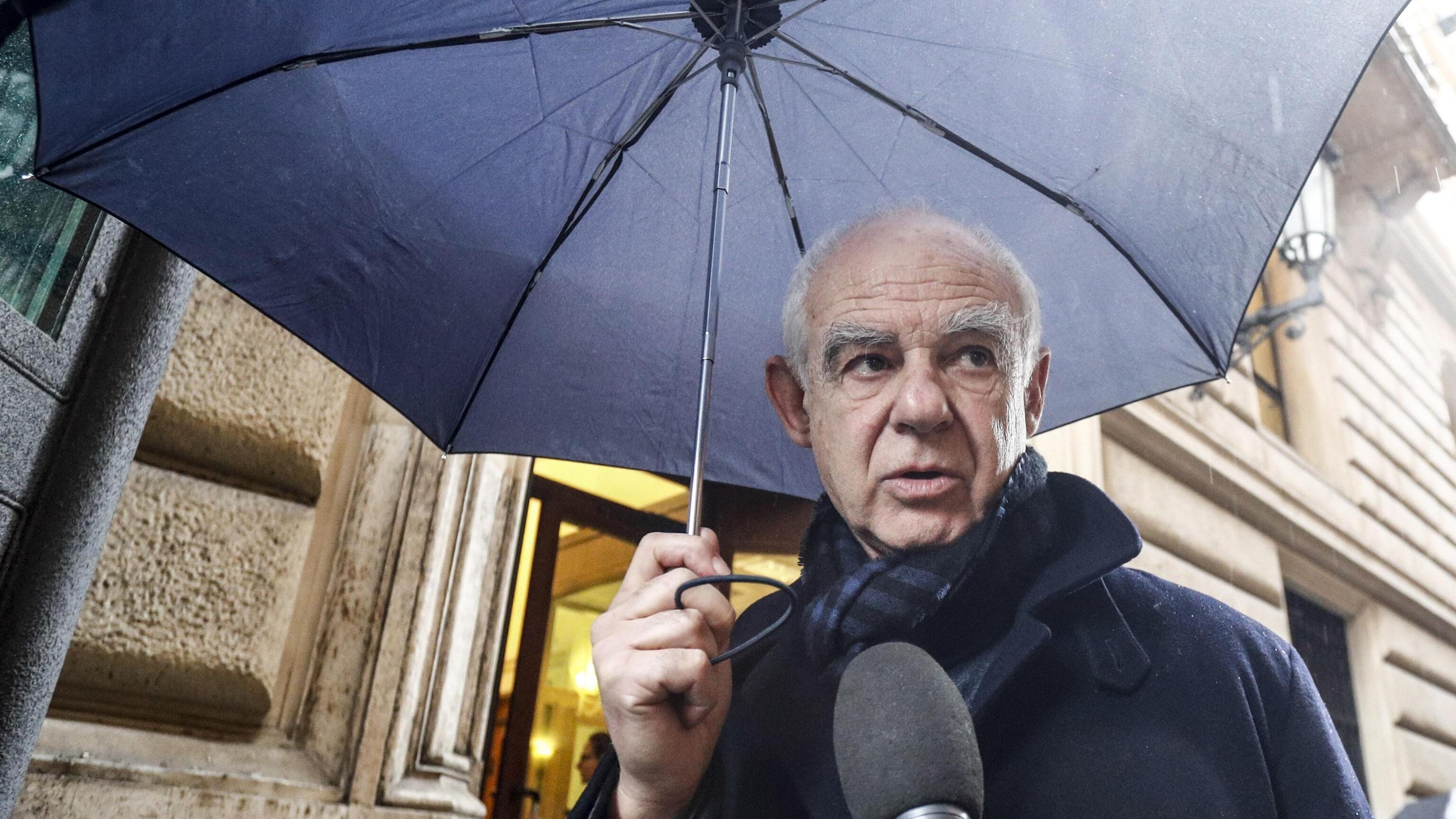 "Il duo Draghi-Mattarella è il suicidio della politica. Tre idee per FI-Lega e FdI"