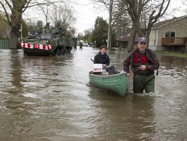 L'esercito canadese dispiegato contro l'alluvione in Quebec 6