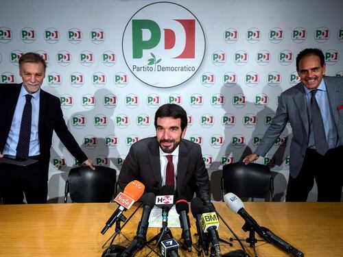 Martina annuncia la fine del mandato alla guida del Pd