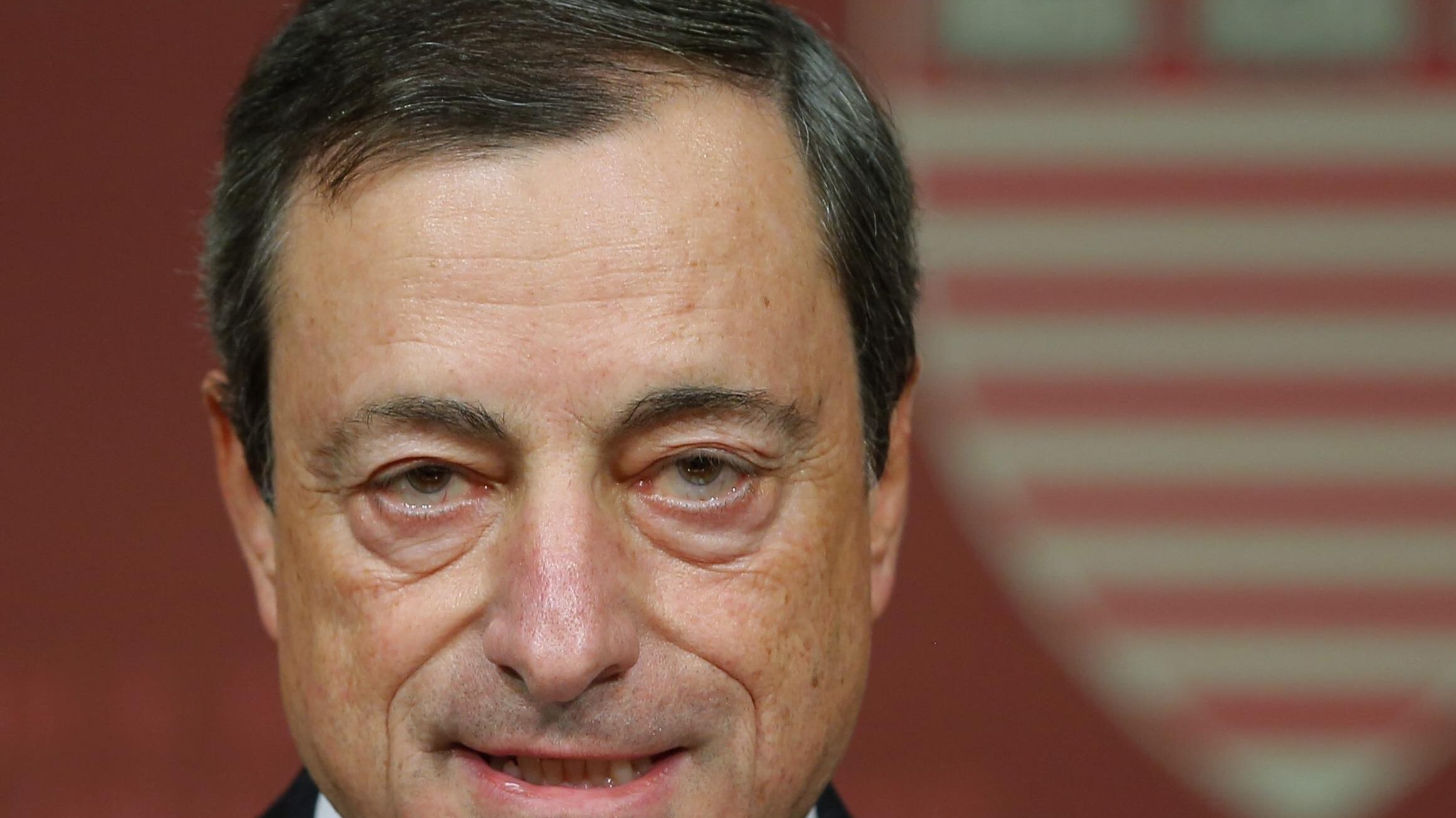 Draghi: «I sacrifici non sono finiti»
