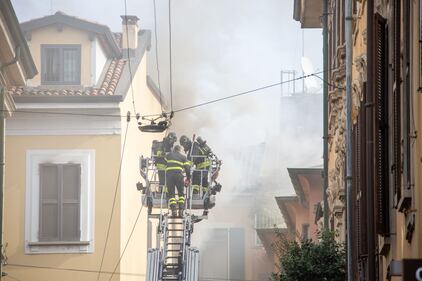 Fiamme nel quadrilatero della moda 5