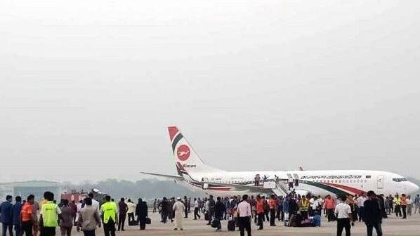 Bangladesh, tentato dirottamento di un areo per Dubai. Morto l'aggressore
