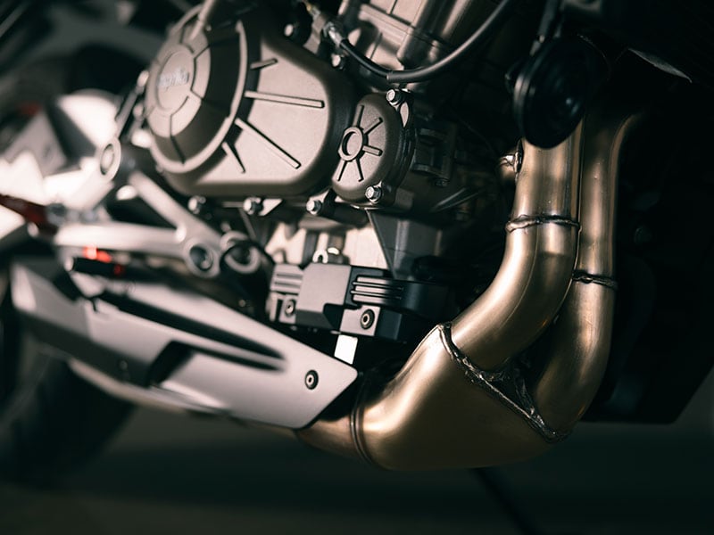 Prova Aprilia Tuono 457