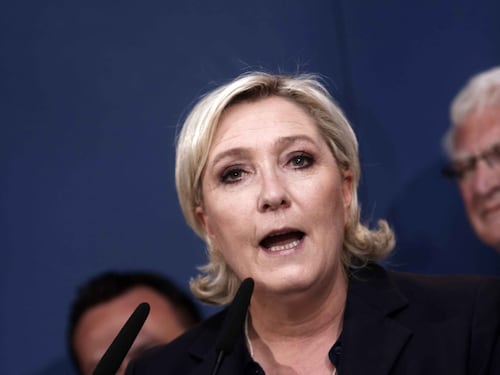 Sequestrati due milioni di euro al Rassemblement National (ex Front National). L'ira della Le Pen