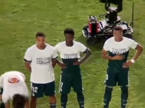 Sostegno a Ceuta, ma i giocatori del Real occultano il messaggio di solidarietà: bufera su Mbappé Vinicius e Konaté