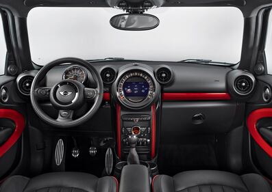 MINI John Cooper Works Paceman 6