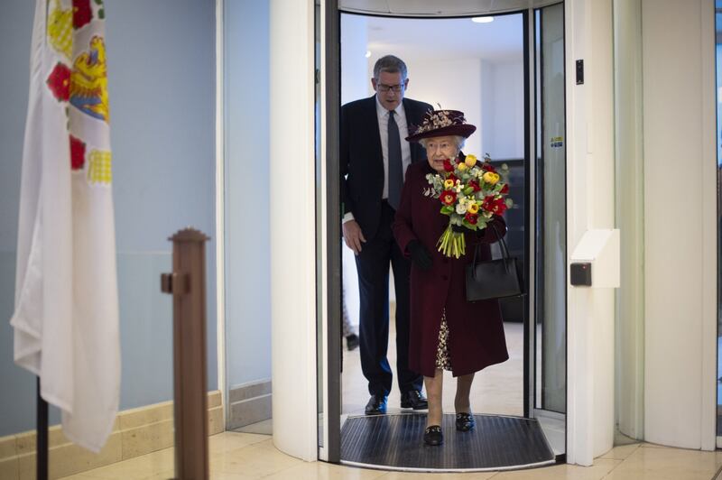 La Regina in visita ai servizi segreti: foto 3