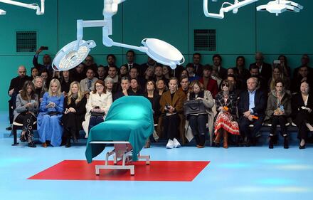 Gucci, la sfilata è nella sala operatoria 9