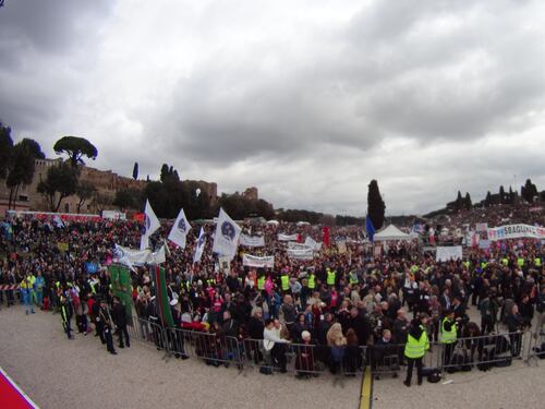 Family Day: "In due milioni contro la rottamazione della famiglia"