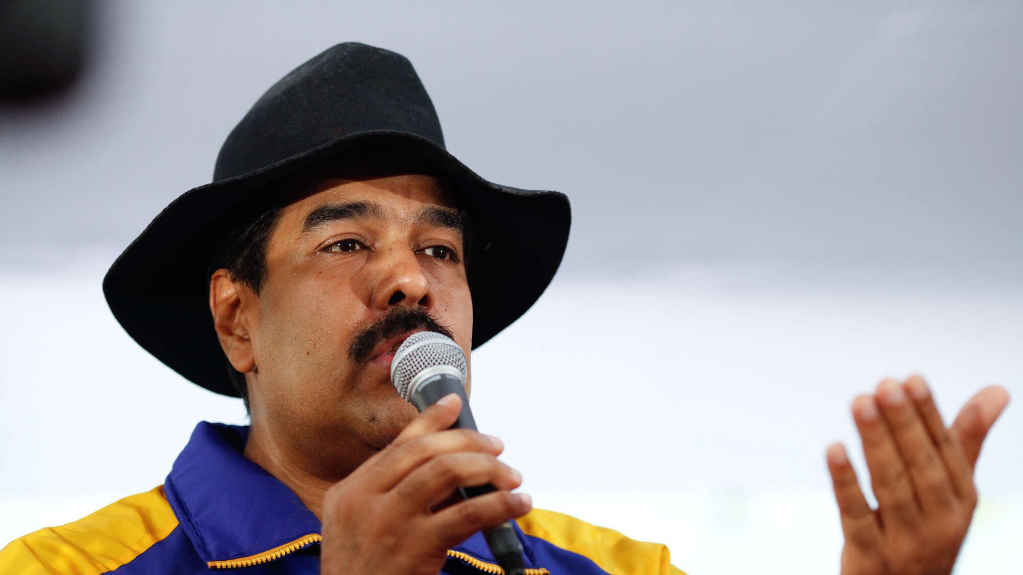 "Borghesi" in cella: Maduro come Mao