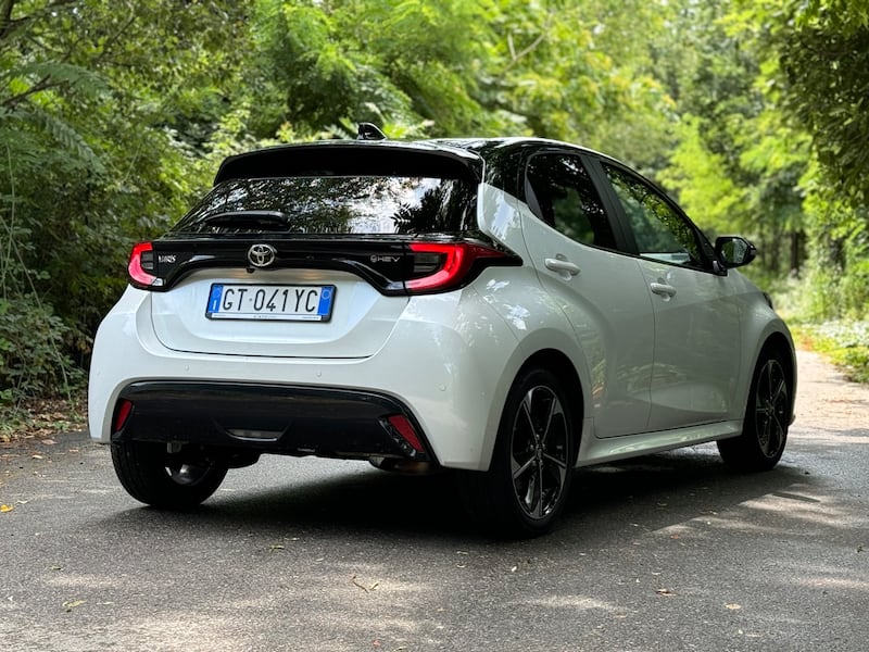 Toyota Yaris 2024: guarda la gallery del nuovo ibrido da 130 CV 18