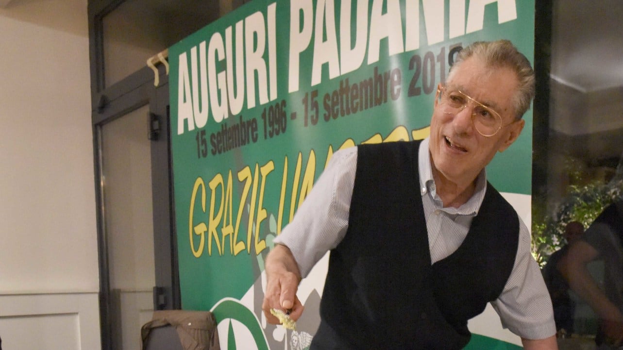 La carriera politica di Umberto Bossi 8