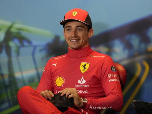 Leclerc, "sei" il poleman. L'ultimo giro alla Senna è sempre un capolavoro