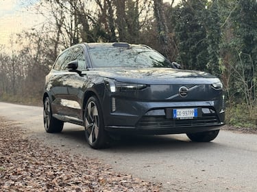 Volvo EX90, la gallery del nuovo SUV elettrico dall'incredibile comfort 18
