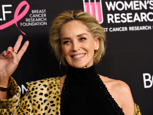 Sesso sul set, abusi e poi l'ictus: quelle confessioni di Sharon Stone