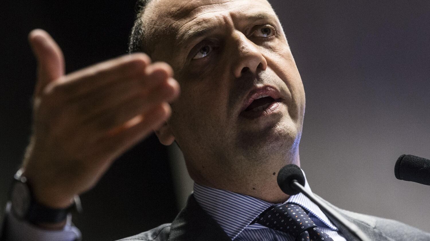 Ap in rivolta contro Alfano "negazionista elettorale"