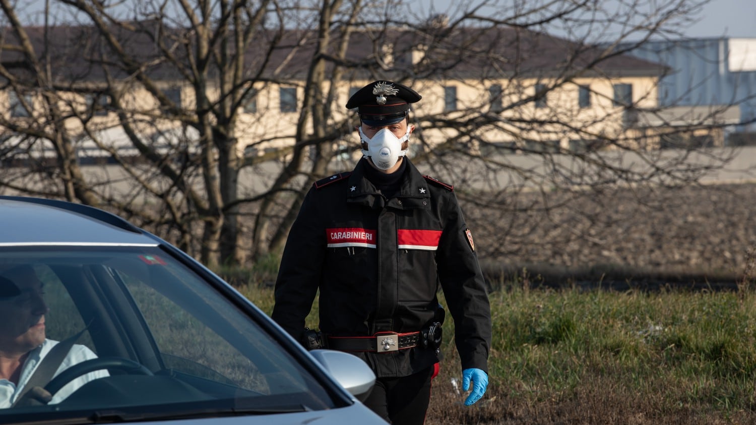 Coronavirus, escono da zona rossa per andare in vacanza: denunciati