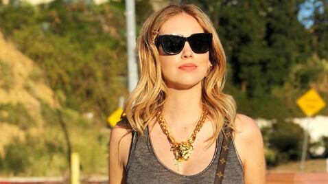 A 10 giorni dal parto Chiara Ferragni è in forma smagliante