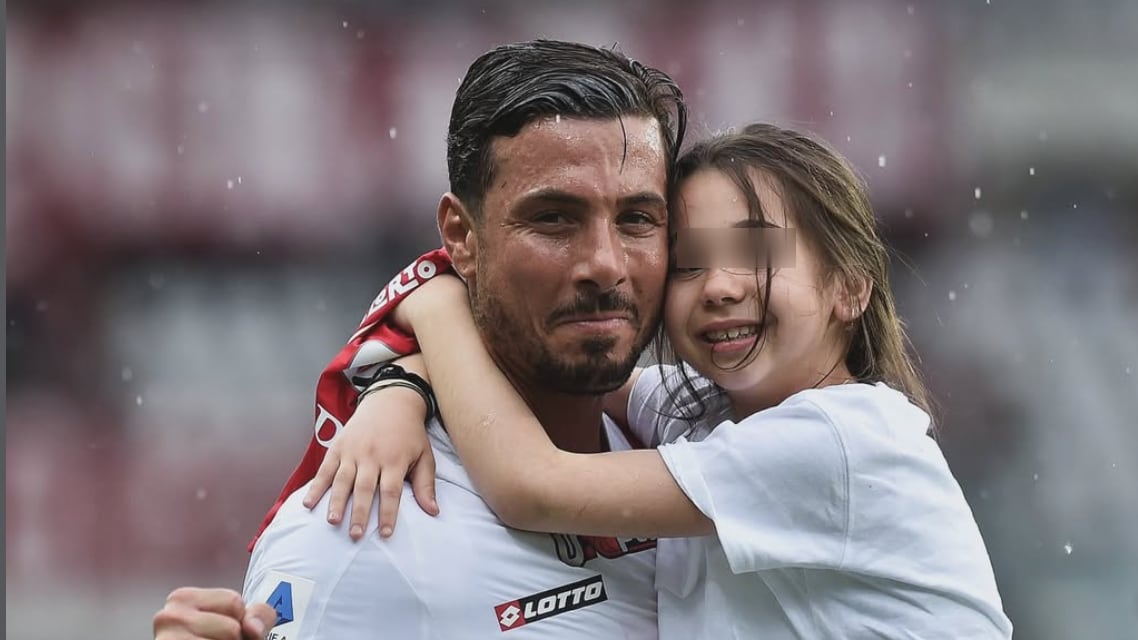 Chi è Armando Izzo, compagno di Raffaella Fico e difensore del Monza