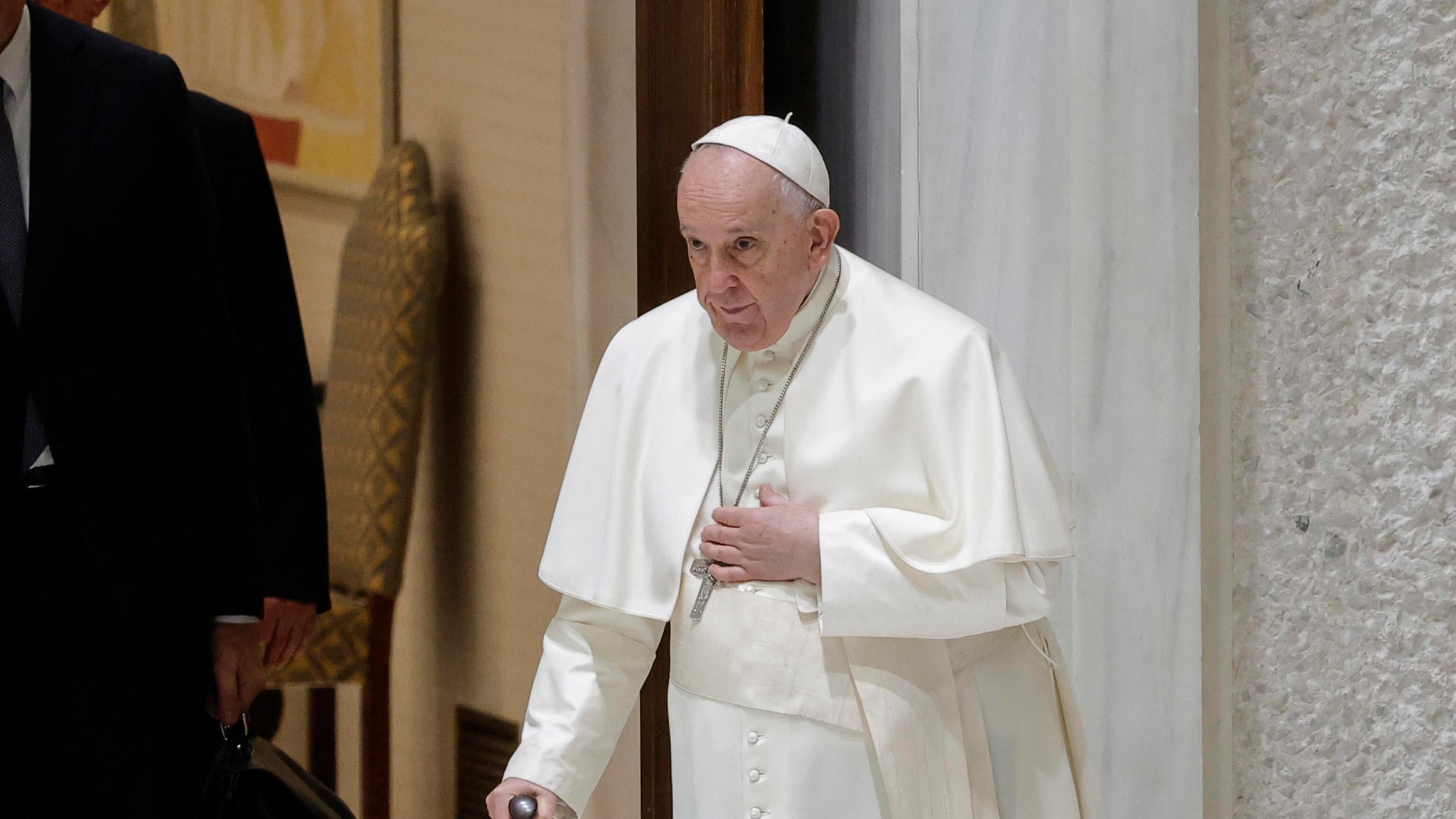 Francesco in ripresa. Ma la Pasqua resterà senza Papa