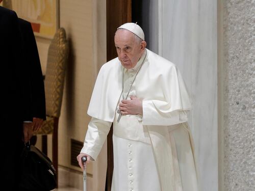 Il "Popecast" di Francesco. "Vorrei la pace come regalo"