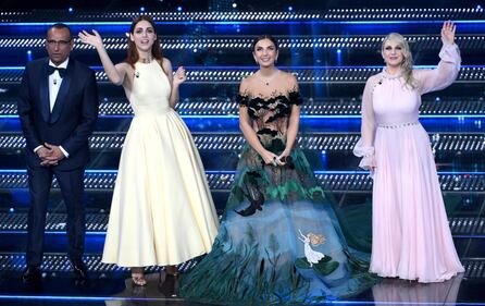 Sanremo 2025, le immagini più belle della terza serata 13
