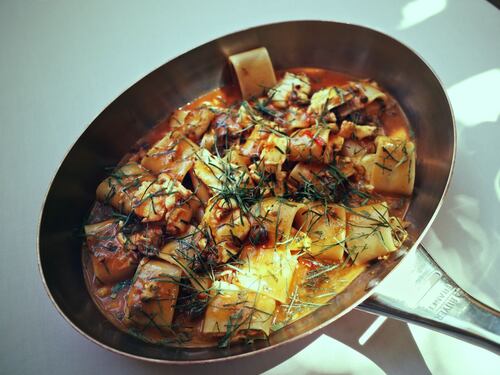 “Sapore di mare”: Soranno e de Chirico tra cucina e memoria