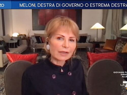 "Vietato l'aborto? No, è democrazia". E a Otto e mezzo scoppia la lite