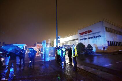 L'incidente al Toyota Material Handling di Bologna: le immagini dei soccorsi 10