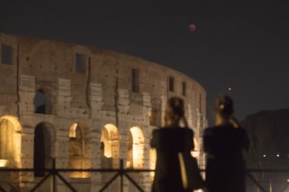 Lo spettacolo dell'eclissi al Colosseo 4