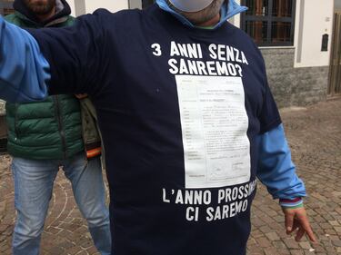 "Vota Giggino La Trippa": l'iniziativa dei Cobas contro Di Maio 8