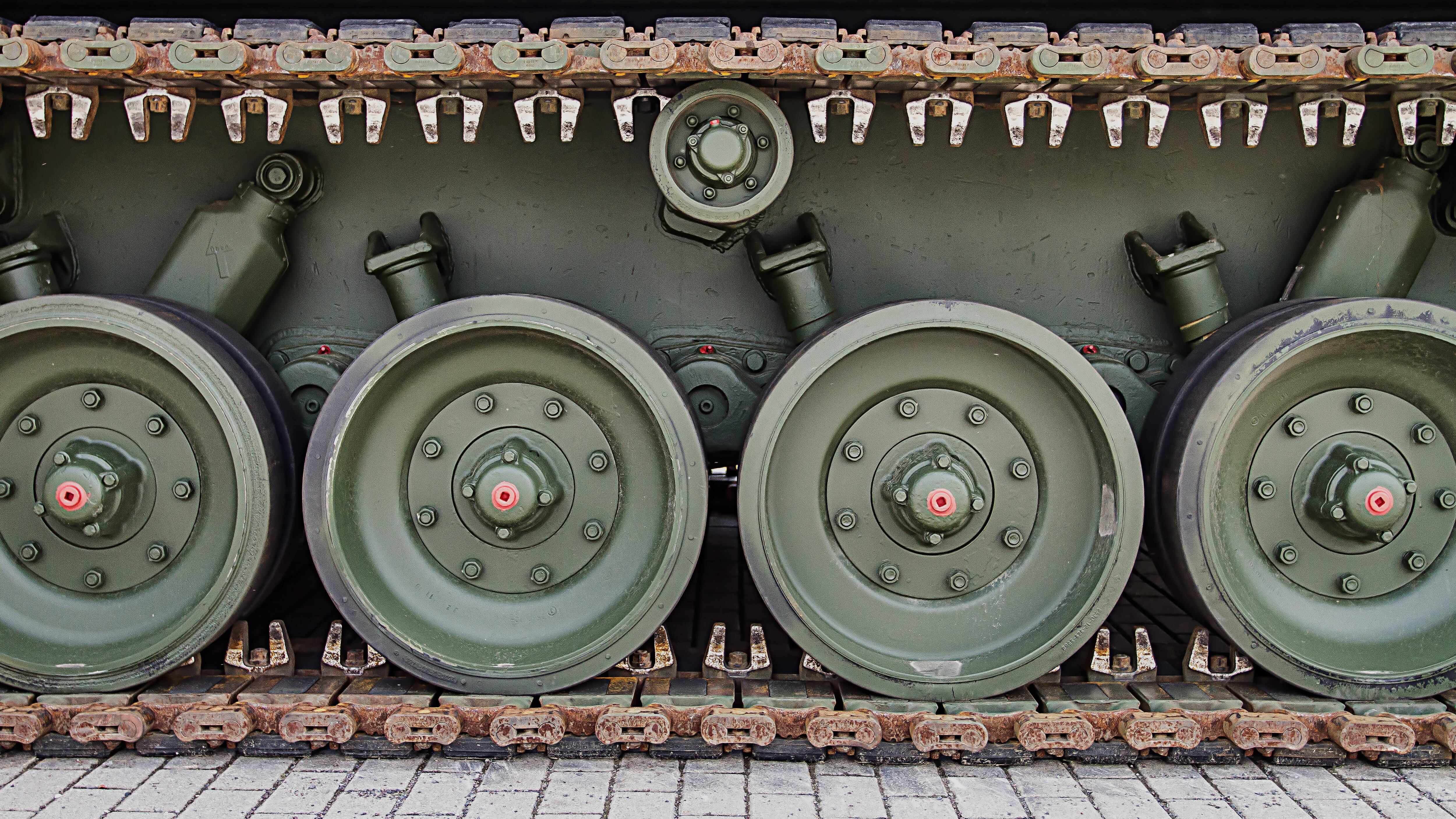 I panzer, un simbolo per Mosca e Berlino