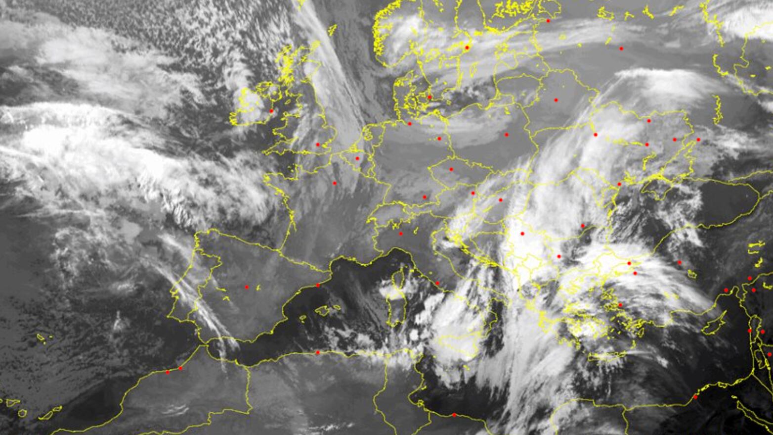 Ciclone Poppea: rischio alluvionale, cosa succederà martedì